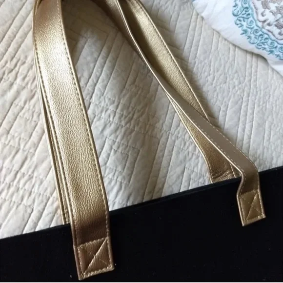 🦋 Jimmy CHOO Perfume Bag NWT Black Velvet Gold Glitter Designer Glam🦋 - Picture 5 of 14